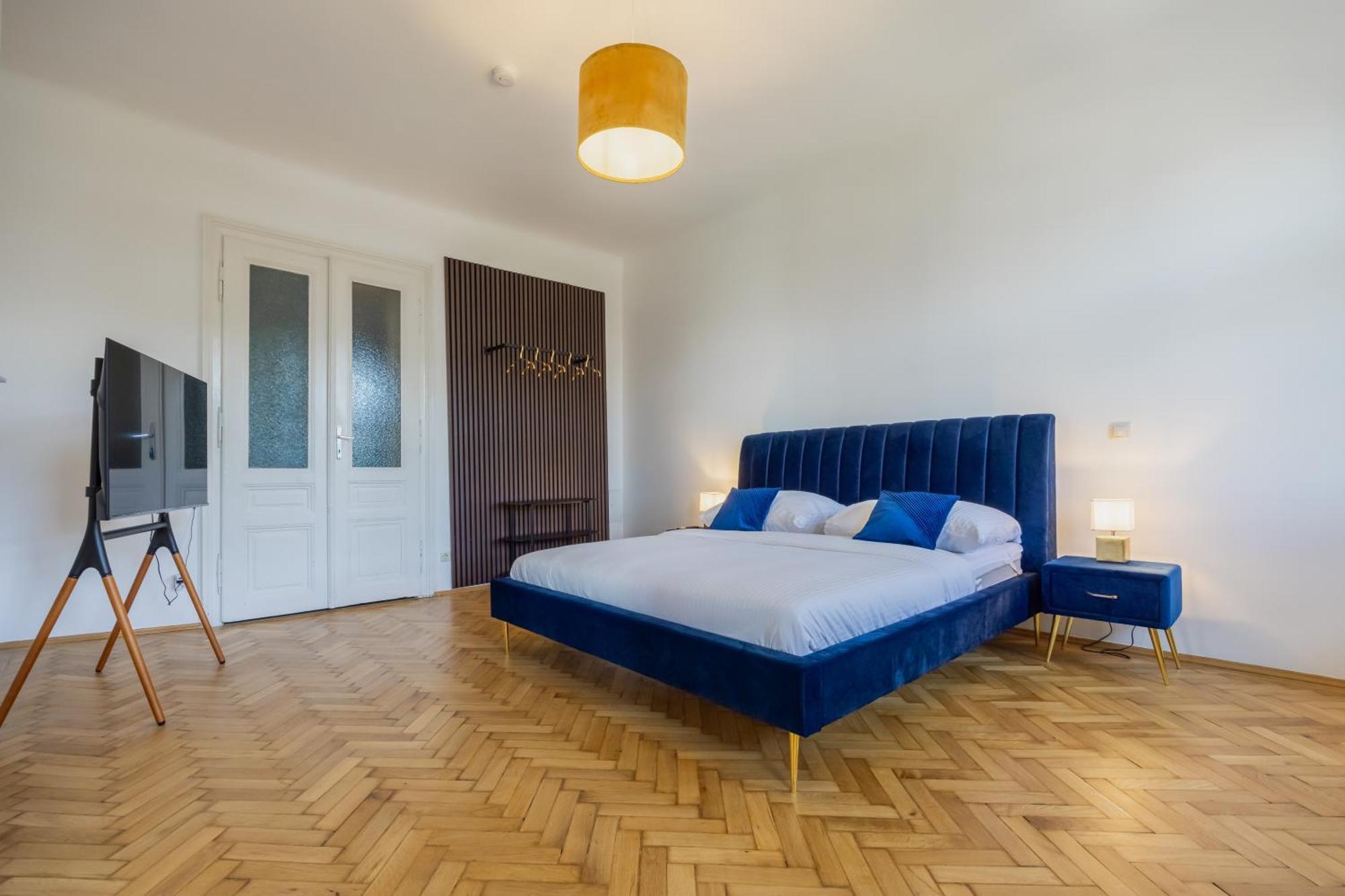 Stylish Apartment: Metro Access, And Center In One * Viena